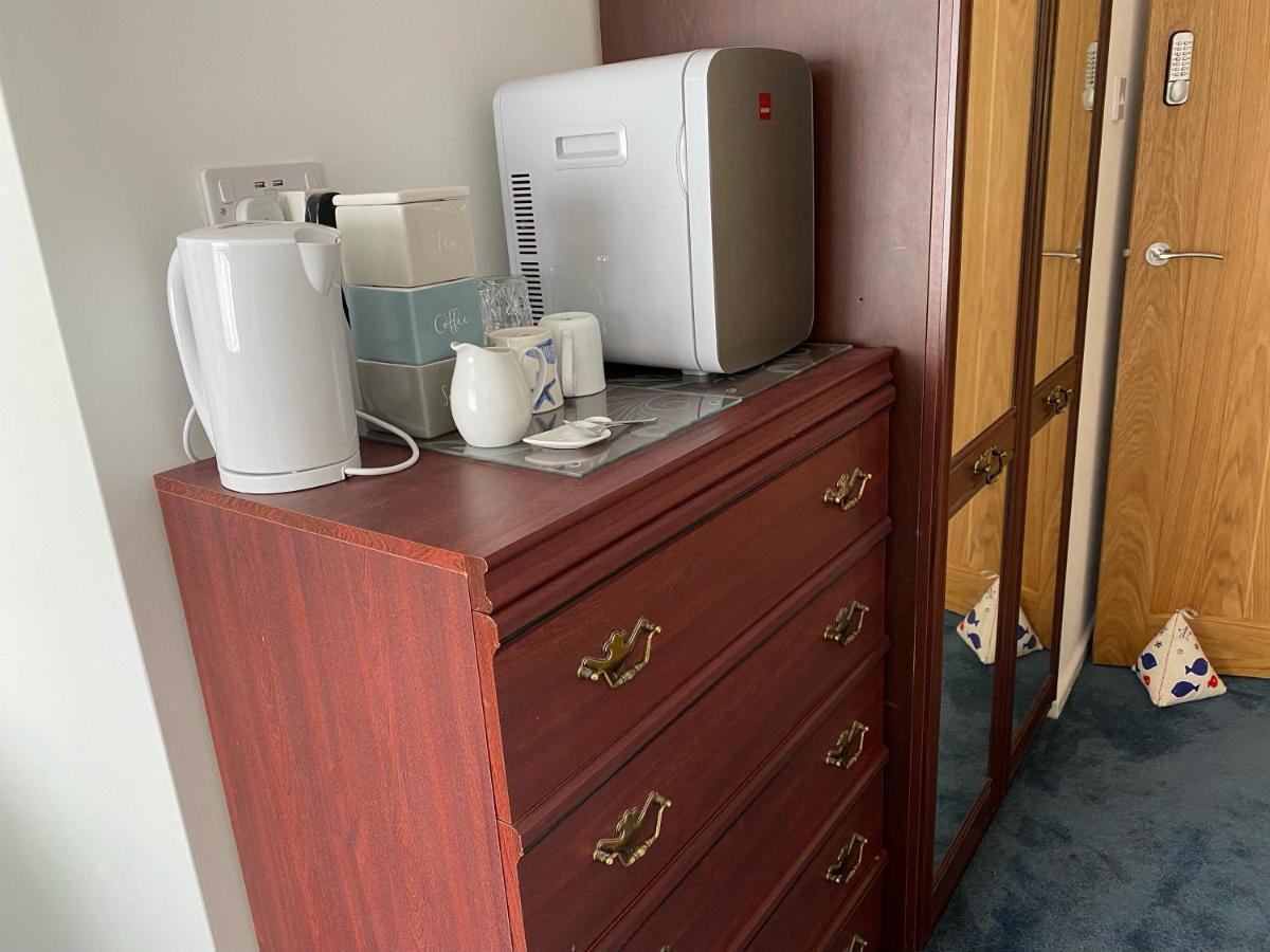 Pagham Getaways Hotell Exteriör bild